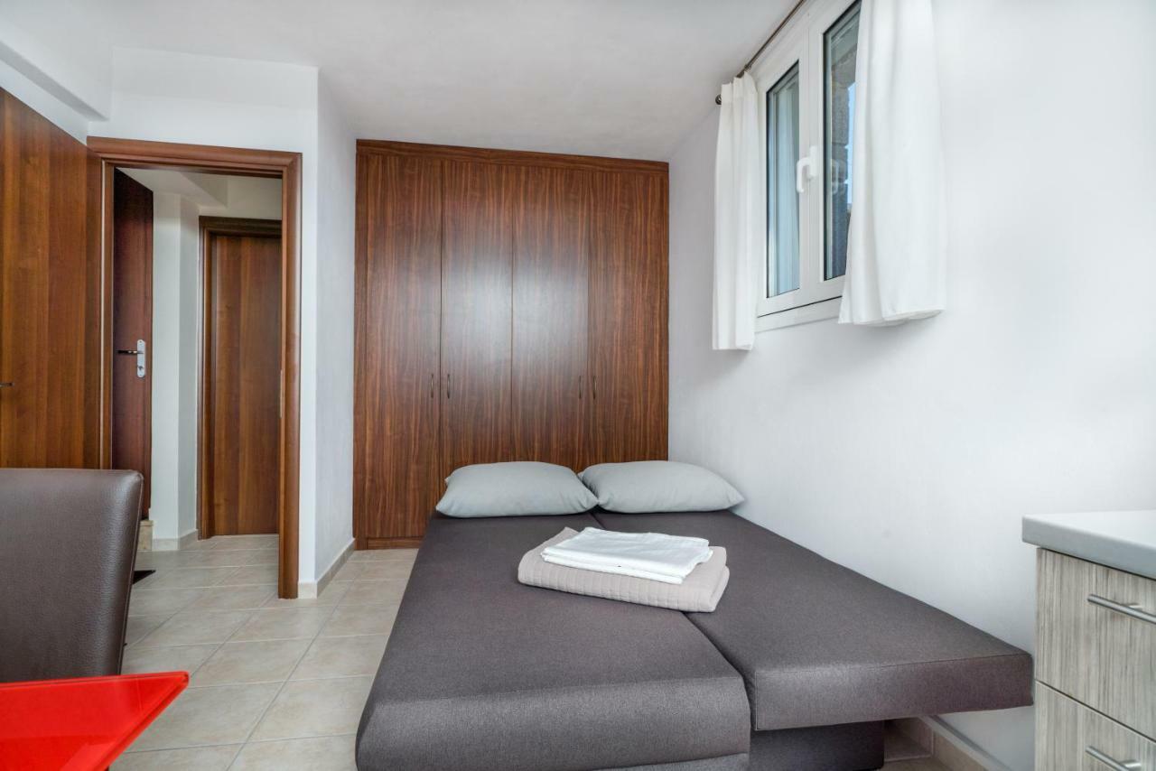 Thea Aegina Apartment *