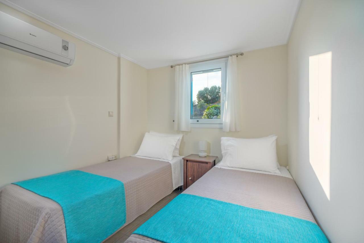 Thea Aegina Apartament